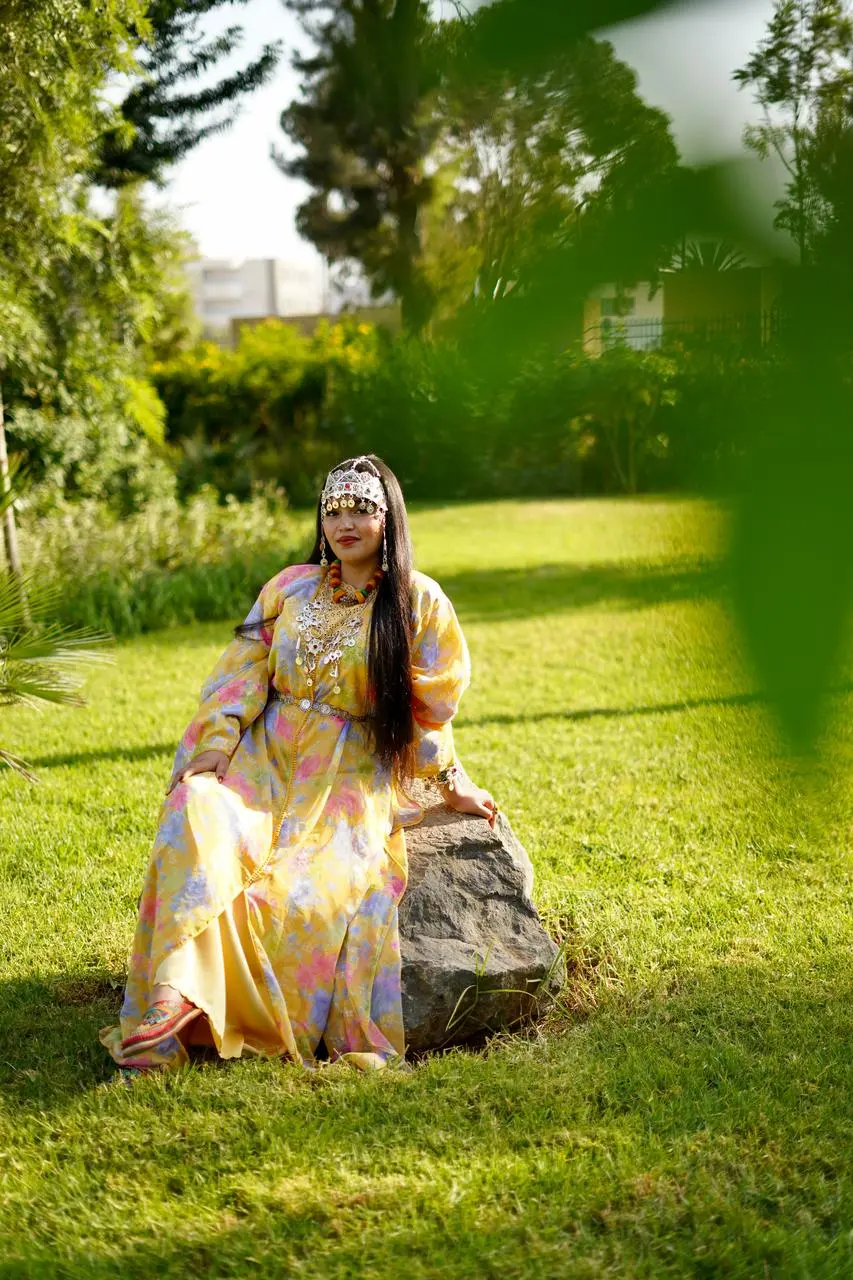 Outdoor lifestyle portrait in warm garden light